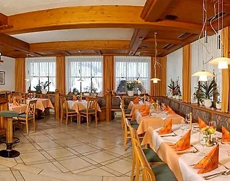 Almrösl Im Großarltal Hotel 3*
